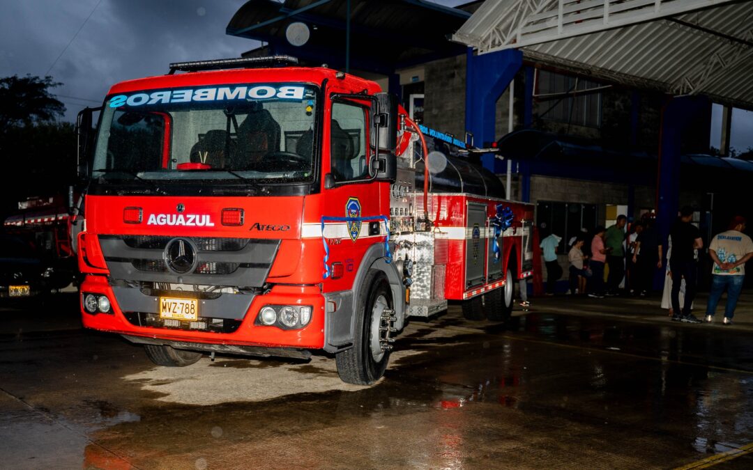 Nuevo vehículo cisterna para el Cuerpo de Bomberos de Aguazul