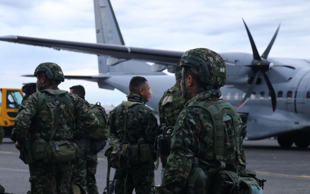 Desde varios lugares de Colombia transportan tropas para reforzar la seguridad en el Guaviare