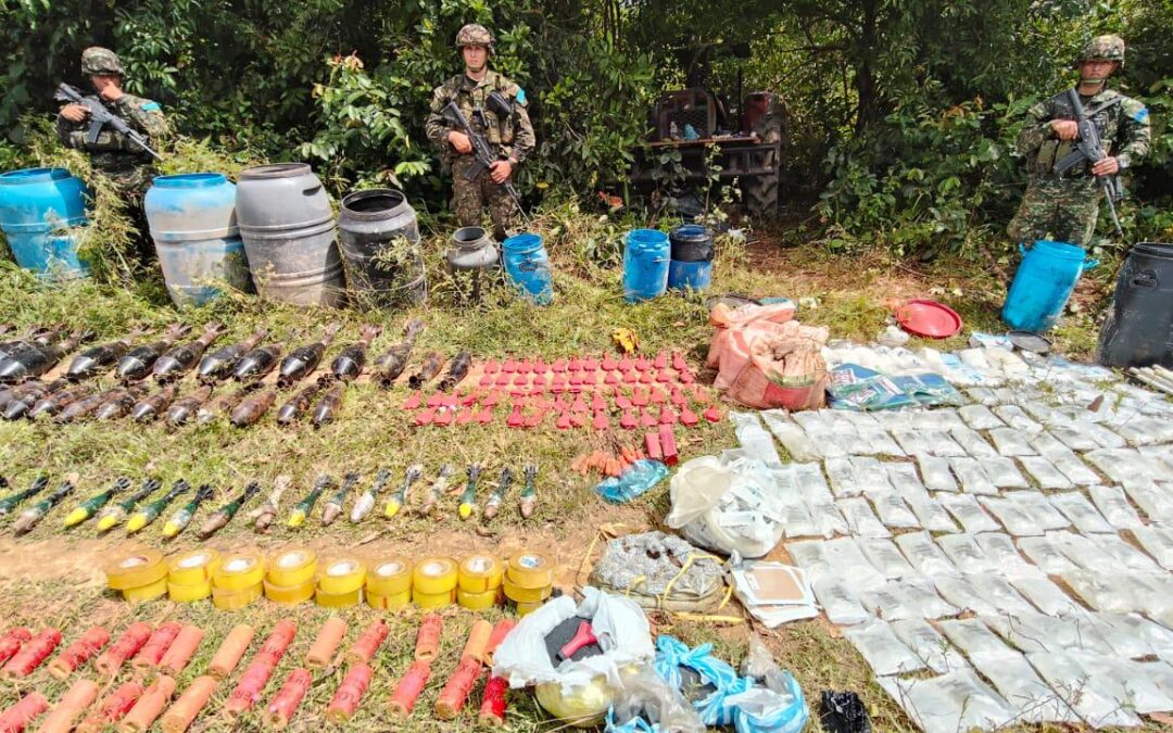 Ejército Nacional incauta un arsenal de explosivos en Arauca