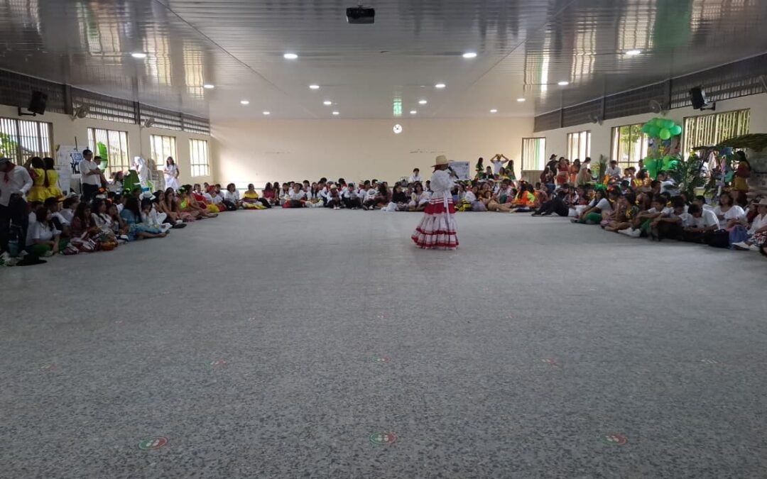  I.E. Juan José Rondón celebra el Día de la Diversidad Étnica y Cultural.