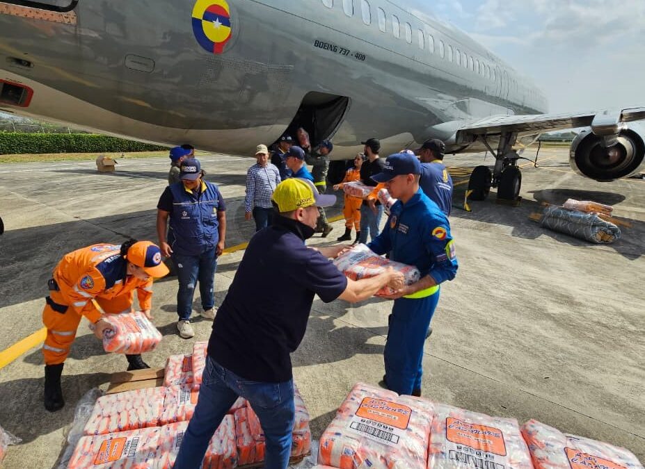 Solidaridad de Casanare con Córdoba: 11 toneladas de ayudas llegan en aeronave de la FAC