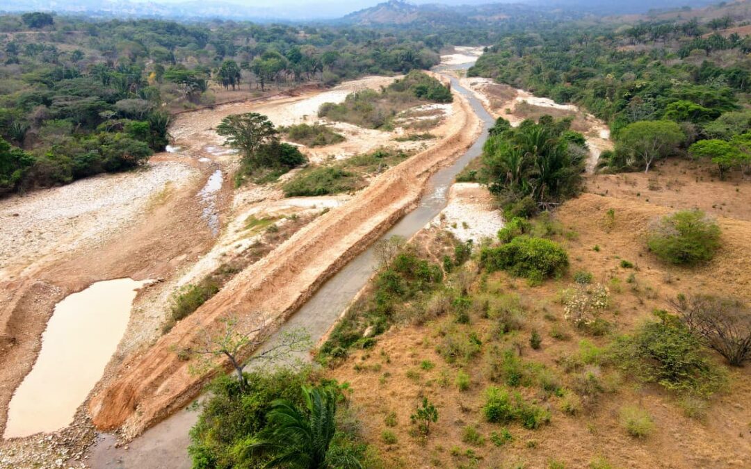 Entregan vía reconstruida y canal de 500 metros en Hato Corozal tras afectaciones del río Aricaporo