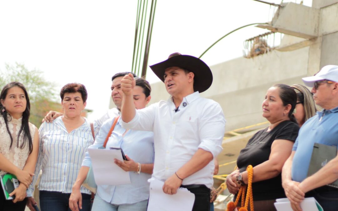 Gobernador Zorro salvará el hospital de Villanueva